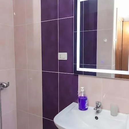 Apartment Beachside Comfort Vlore